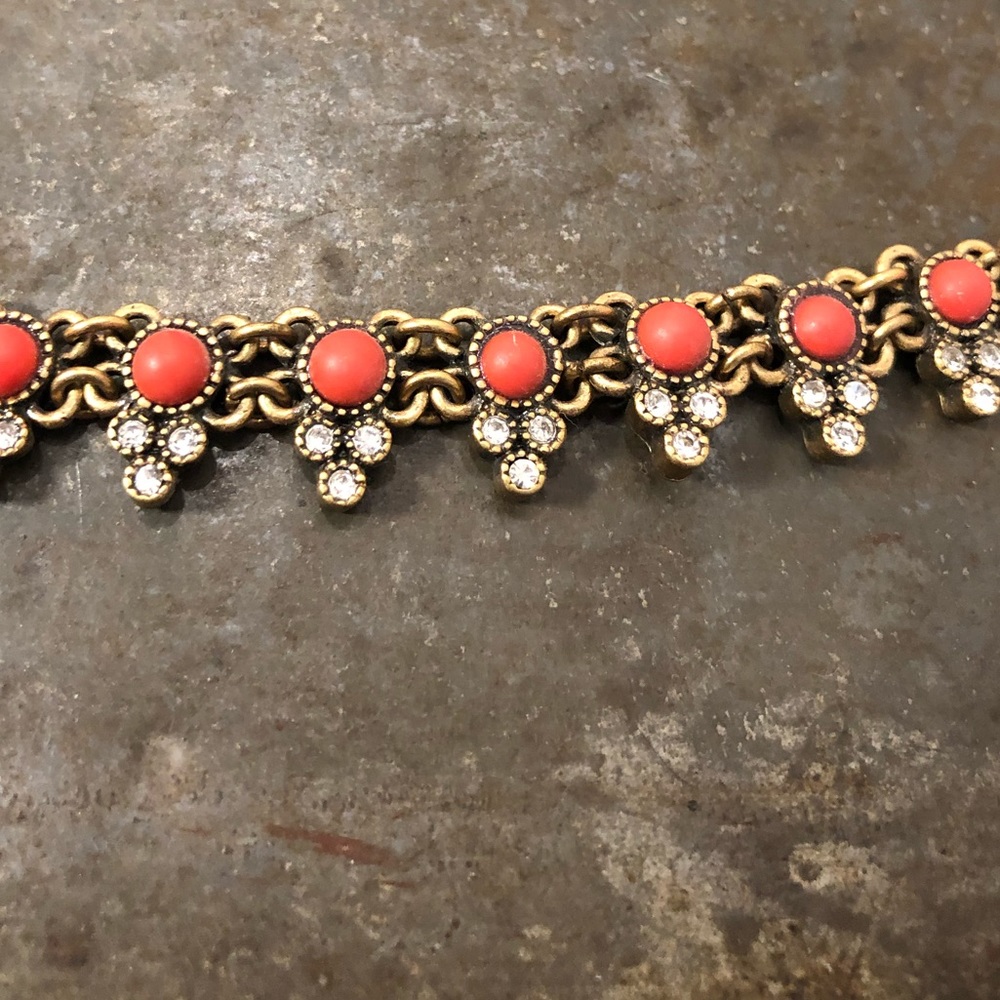 Gorgeous coral Ann Taylor necklace